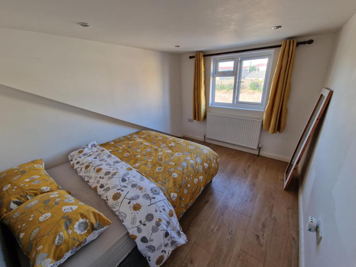Mile End Budget Guesthouse Londen Buitenkant foto